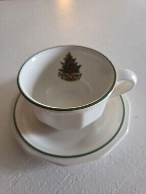 Pfaltzgraff Christmas  Heritage White Coffee Cup With Saucer